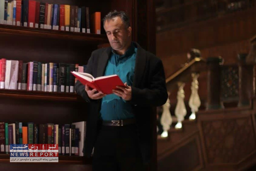 سایه دانش بر روی زمین در سایه کتاب