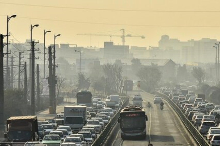 ناترازی بنزین بهانه دو سر سوخت مردم /صدور مجوز کاهش کیفیت بنزین توسط قانون هوای پاک!