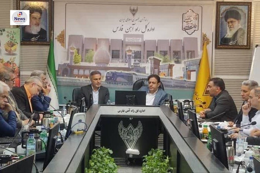 کارگروه سرمایه‌گذاری در گردشگری ریلی استان فارس تشکیل شود
