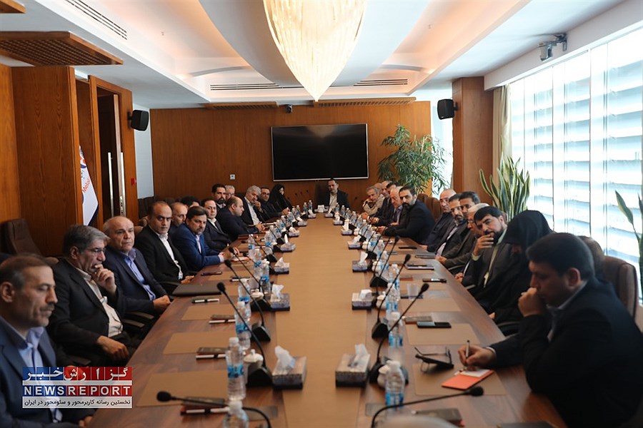 مدیرعامل مؤسسه اعتباری ملل؛ حکمت و علم کلید پیشرفت در تصمیم‌گیری‌های بانکی