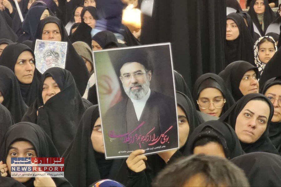 اجتماع بافقی ها در بیعت با سومین رهبر انقلاب اسلامی آیین