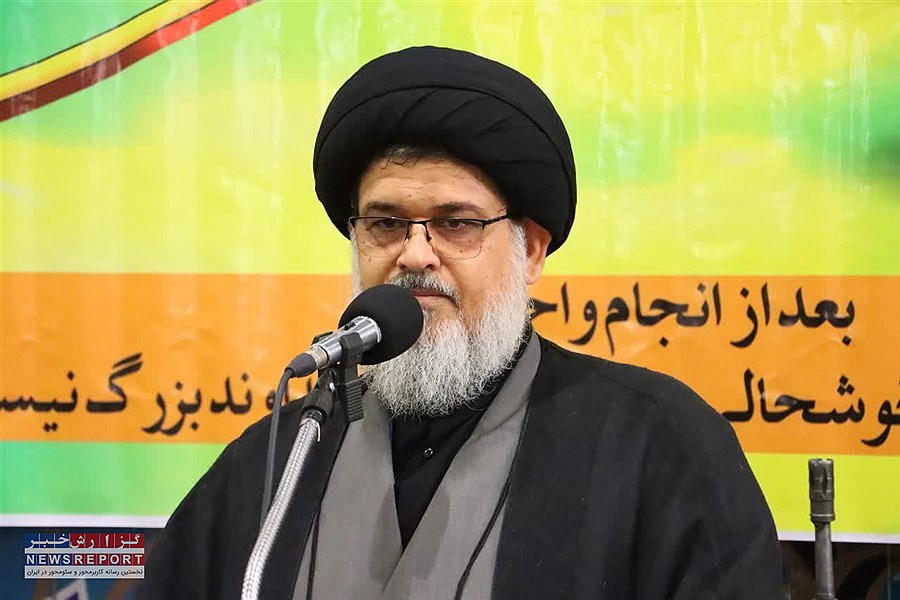 هرکس تندرو را علیه انقلابی بنامد، در جبهه دشمن است
